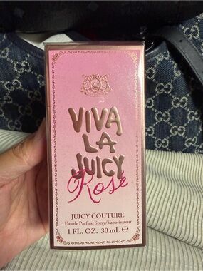 Juicy Couture Viva La Juicy Rose Perfume